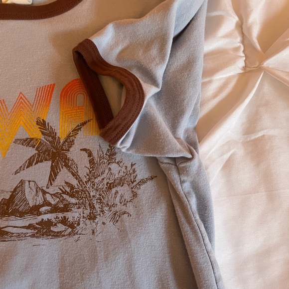 Hawaii Baby tee - Picture 2 of 4